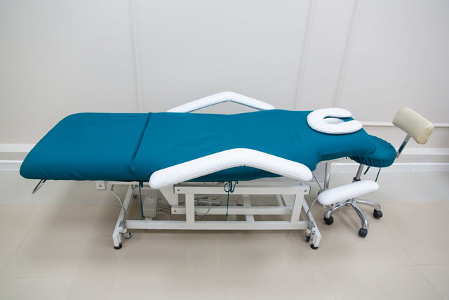 Medical Couches and Tables – ShopMed24
